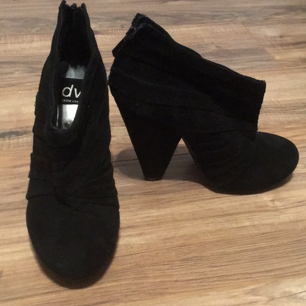 Dolce Vita Black Booties
